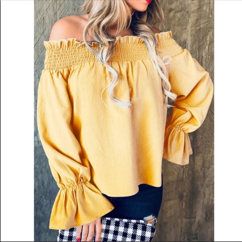 NEW! OFF THE SHOULDER TOP